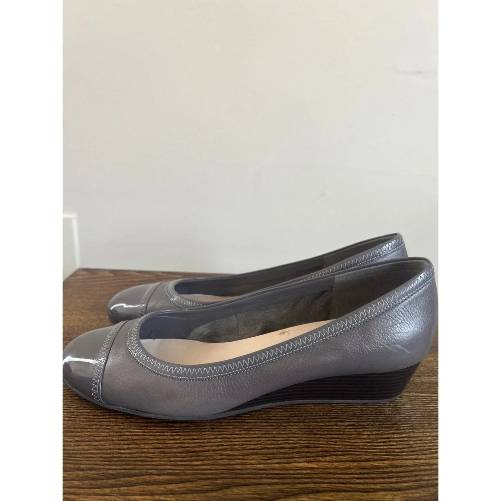 Cole Haan Grey Leather Patent Cap Toe Wedge Pumps Heels Womens Size 8.5 B